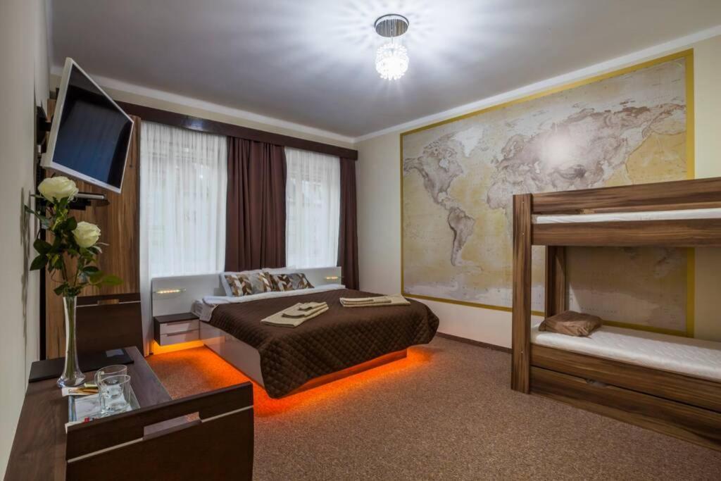 Luxury Air-Conditioned Family Apartment Spitalska Old Town 브라티슬라바 외부 사진