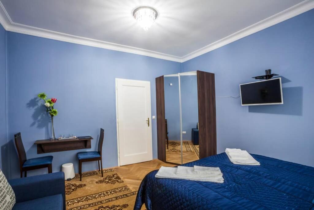 Luxury Air-Conditioned Family Apartment Spitalska Old Town 브라티슬라바 외부 사진